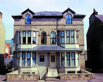 Harrogate Suites - Blue Buitenkant foto